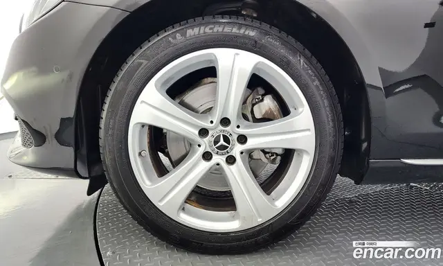 Mercedes-Benz E-Class 2018 1.9 автомат (гидро), миниатюра 5