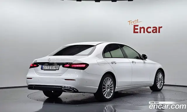 Mercedes-Benz E-Class, 2021, 102 693 км