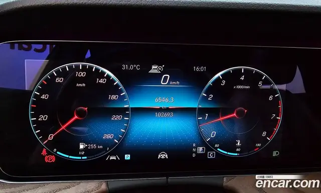 Mercedes-Benz E-Class 2021 2.0 автомат (гидро), миниатюра 10