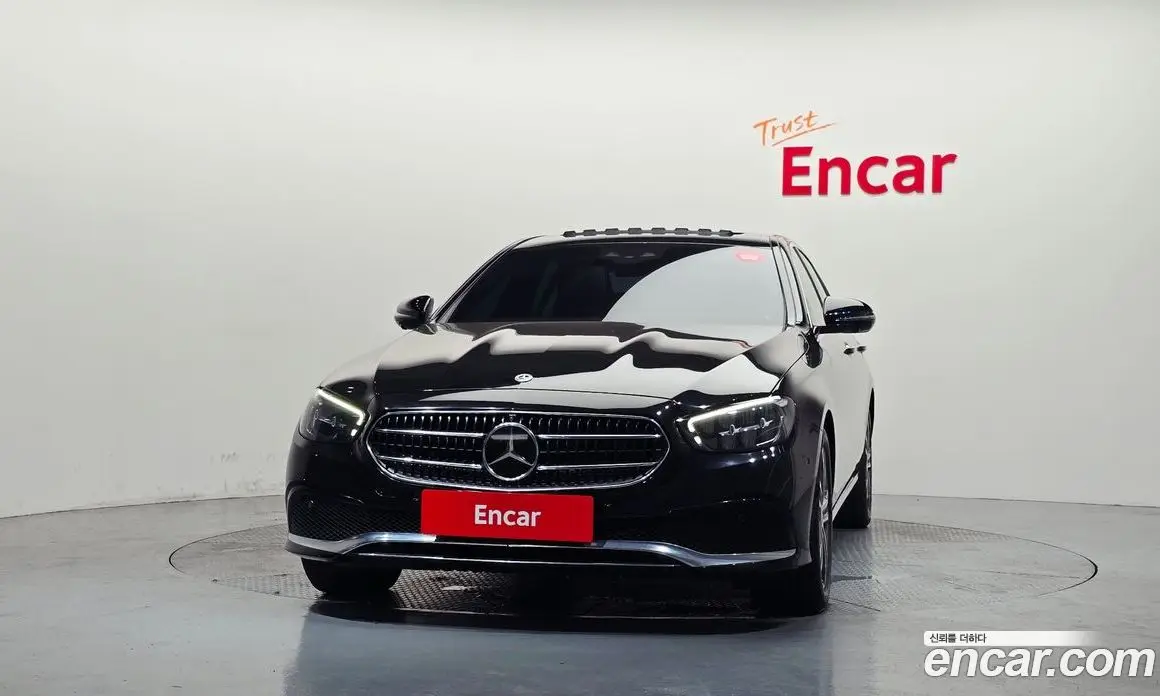 Mercedes-Benz E-Class 2023 2.0 автомат (гидро), фото 3 Mercedes-Benz E-Class 2023 2.0 автомат (гидро), фото 3