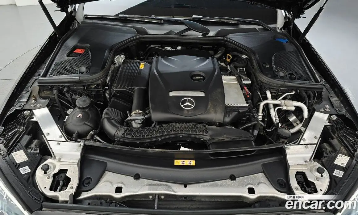 Mercedes-Benz E-Class 2023 2.0 автомат (гидро), фото 6 Mercedes-Benz E-Class 2023 2.0 автомат (гидро), фото 6
