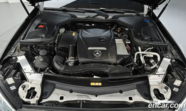 Mercedes-Benz E-Class 2023 2.0 автомат (гидро), миниатюра 6 Mercedes-Benz E-Class 2023 2.0 автомат (гидро), миниатюра 6