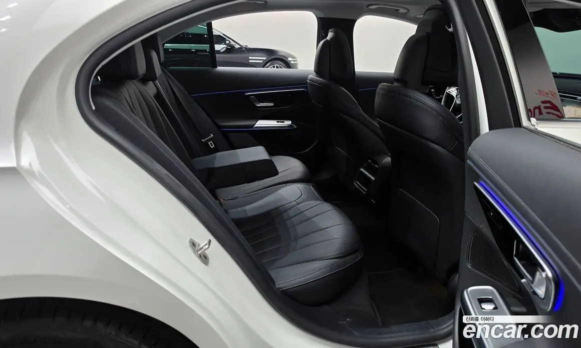 Mercedes-Benz E-Class 2024 2.0 автомат (гидро), фото 17