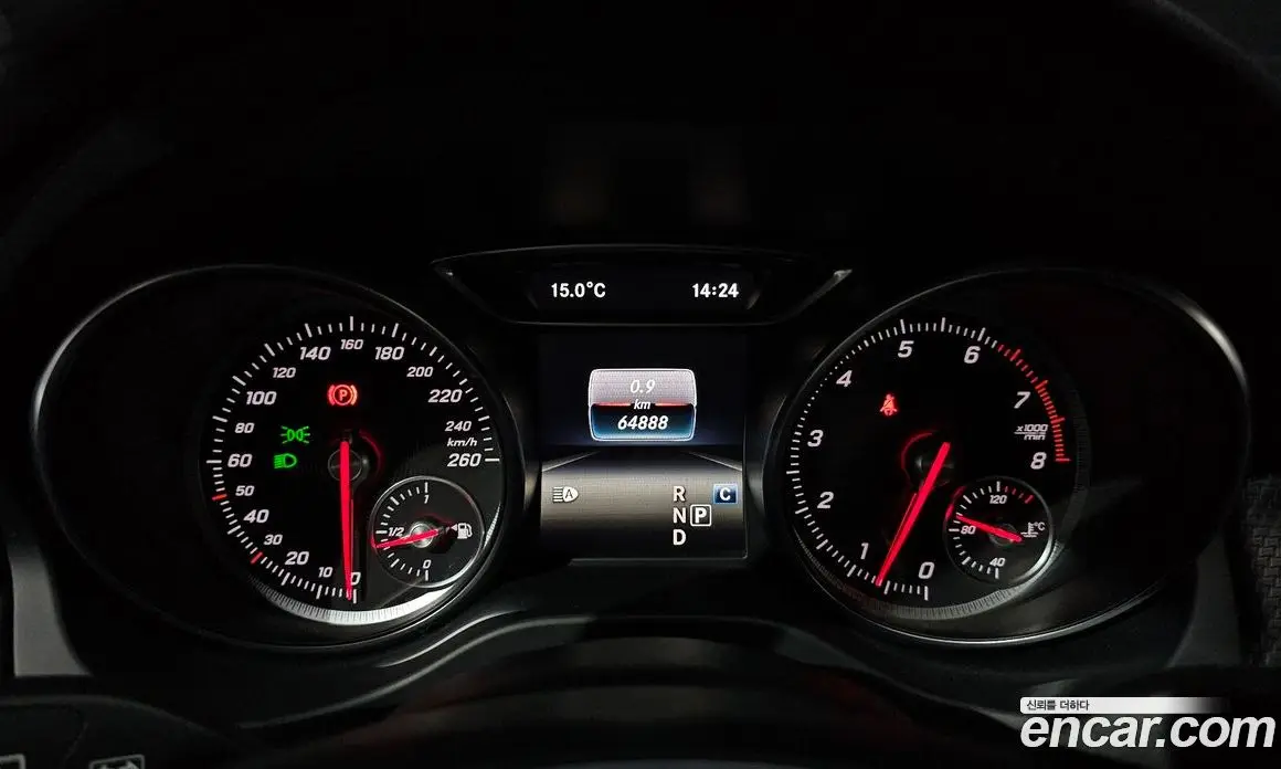 Mercedes-Benz GLA-Class 2019 2.0 автомат (гидро), фото 11 Mercedes-Benz GLA-Class 2019 2.0 автомат (гидро), фото 11