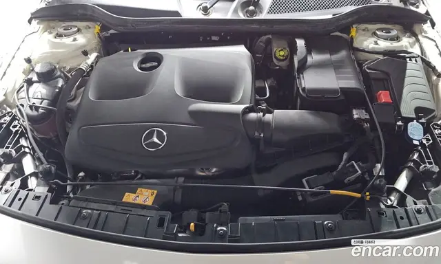 Mercedes-Benz GLA-Class 2019 2.0 автомат (гидро), миниатюра 6 Mercedes-Benz GLA-Class 2019 2.0 автомат (гидро), миниатюра 6