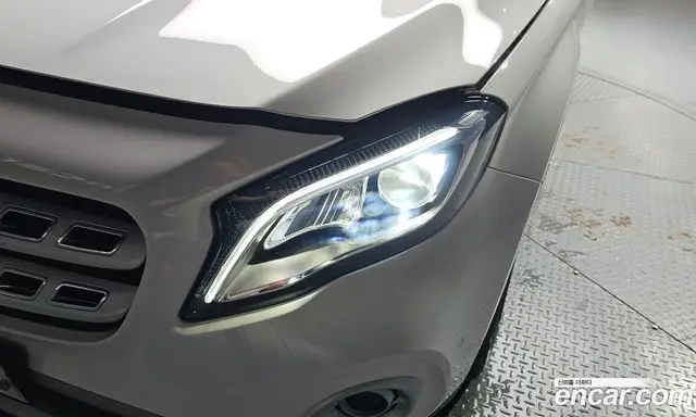 Mercedes-Benz GLA-Class 2019 2.0 автомат (гидро), миниатюра 8 Mercedes-Benz GLA-Class 2019 2.0 автомат (гидро), миниатюра 8