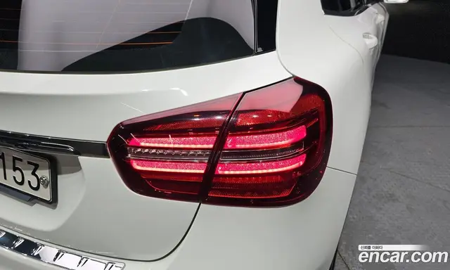 Mercedes-Benz GLA-Class 2019 2.0 автомат (гидро), миниатюра 9 Mercedes-Benz GLA-Class 2019 2.0 автомат (гидро), миниатюра 9