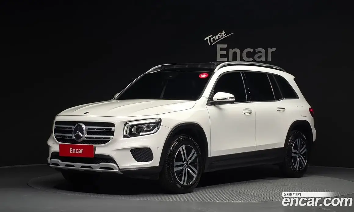 Mercedes-Benz GLB-Class 2021 1.9 автомат (гидро), фото 1 Mercedes-Benz GLB-Class 2021 1.9 автомат (гидро), фото 1