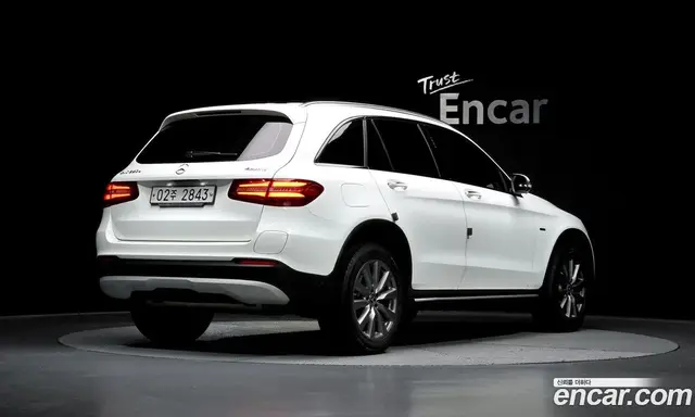 Mercedes-Benz GLC-Class 2019 2.0 автомат (гидро), миниатюра 2