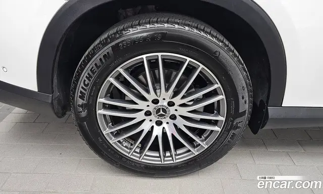 Mercedes-Benz GLC-Class 2025 2.0 автомат (гидро), миниатюра 5 Mercedes-Benz GLC-Class 2025 2.0 автомат (гидро), миниатюра 5