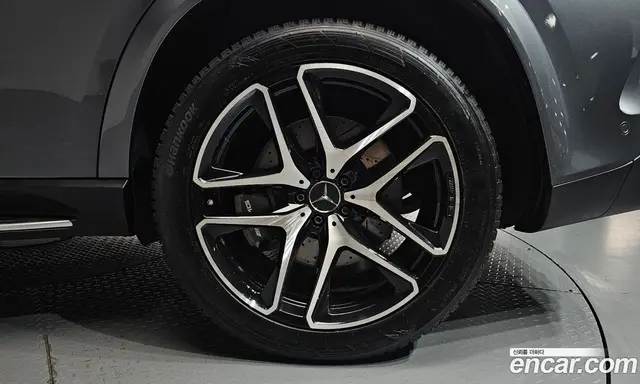 Mercedes-Benz GLE-Class 2023 3.0 автомат (гидро), миниатюра 6