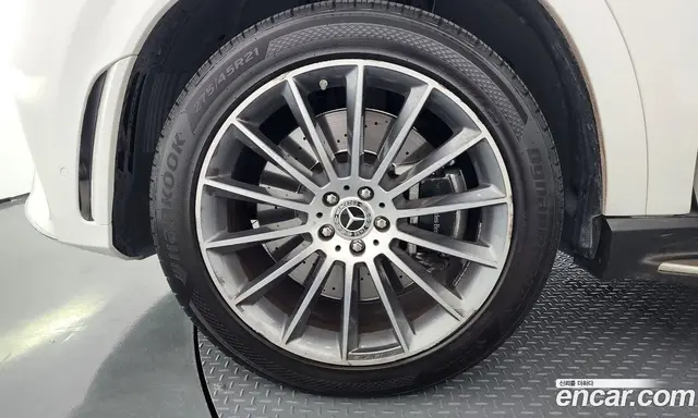 Mercedes-Benz GLE-Class 2023 2.9 автомат (гидро), миниатюра 4