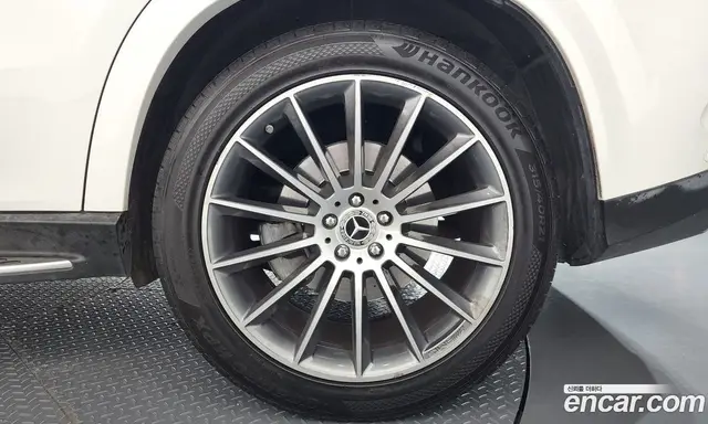 Mercedes-Benz GLE-Class 2023 2.9 автомат (гидро), миниатюра 6