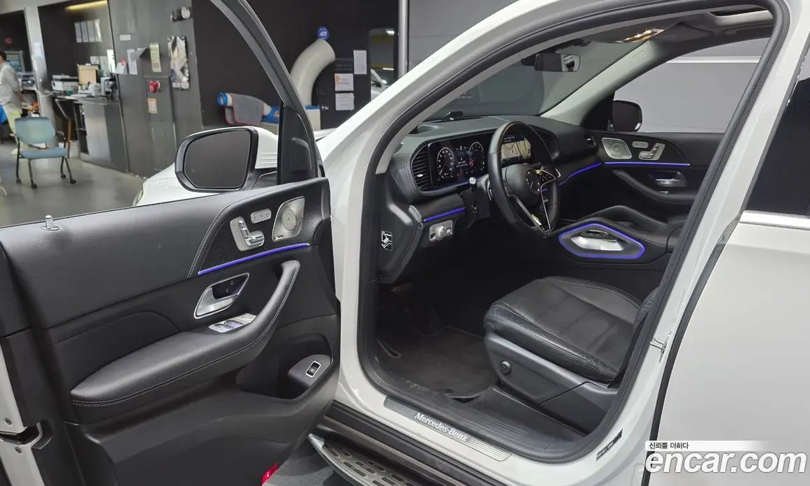 Mercedes-Benz GLE-Class 2024 3.0 автомат (гидро), фото 13
