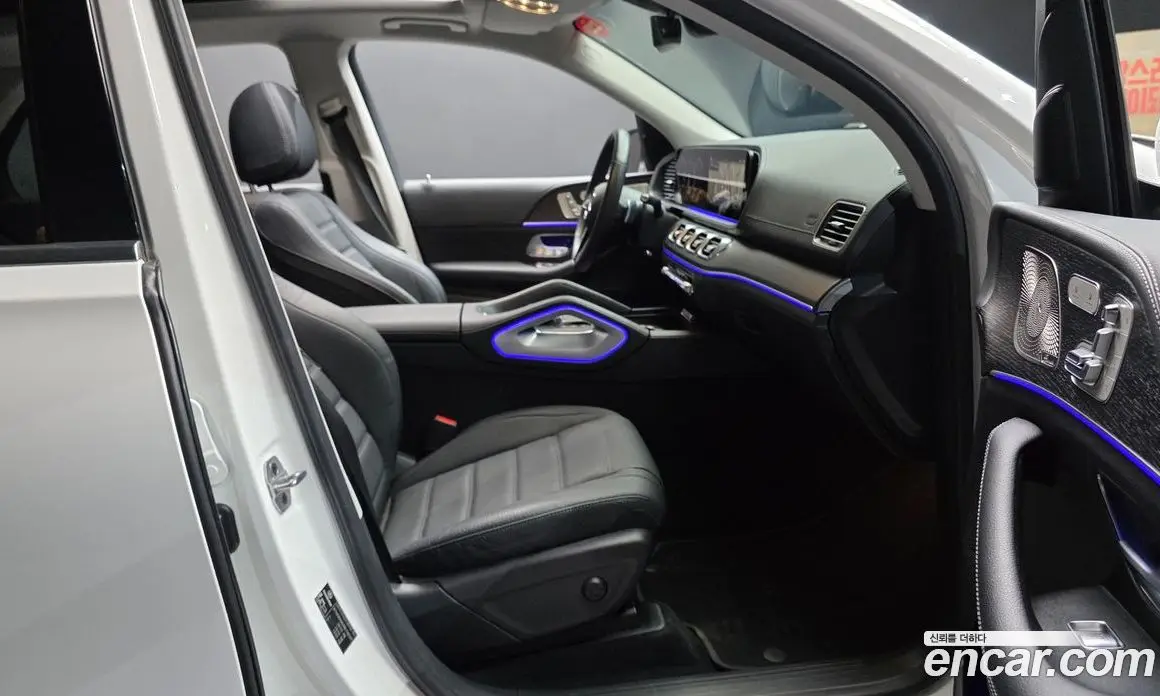 Mercedes-Benz GLE-Class 2024 3.0 автомат (гидро), фото 16