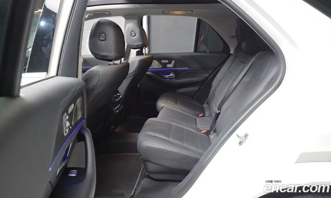 Mercedes-Benz GLE-Class 2024 3.0 автомат (гидро), фото 18