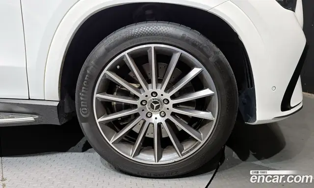 Mercedes-Benz GLE-Class 2024 3.0 автомат (гидро), миниатюра 7