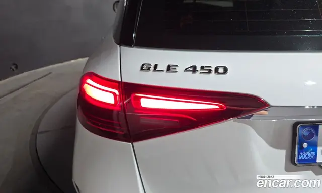 Mercedes-Benz GLE-Class 2024 3.0 автомат (гидро), миниатюра 9