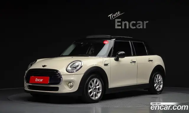 Mini Cooper, 2015, 97 017 км