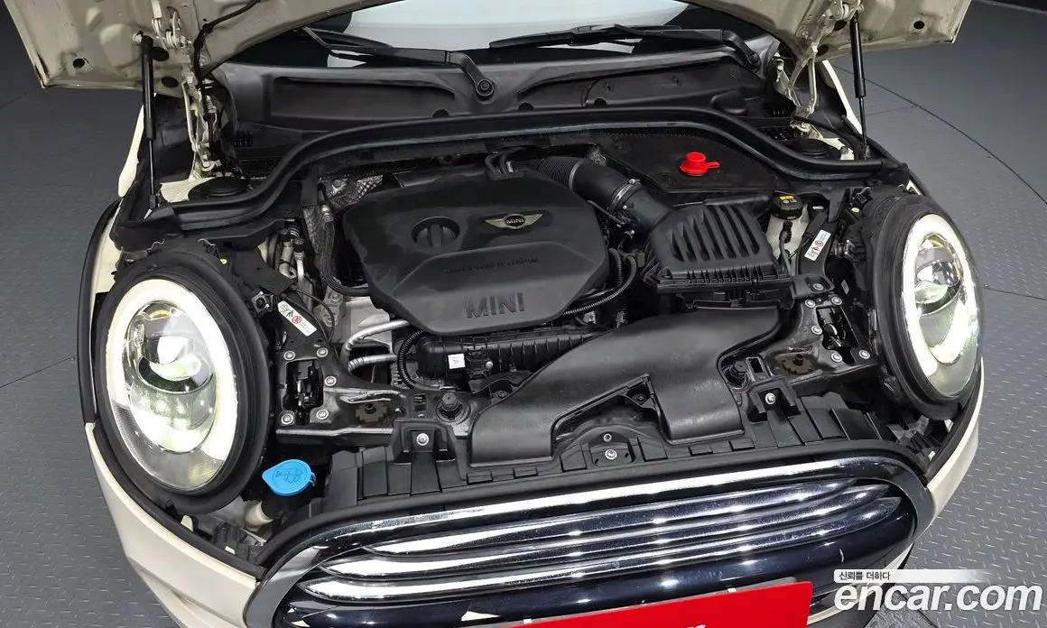 Mini Cooper 2015 1.5 автомат (гидро), фото 6 Mini Cooper 2015 1.5 автомат (гидро), фото 6