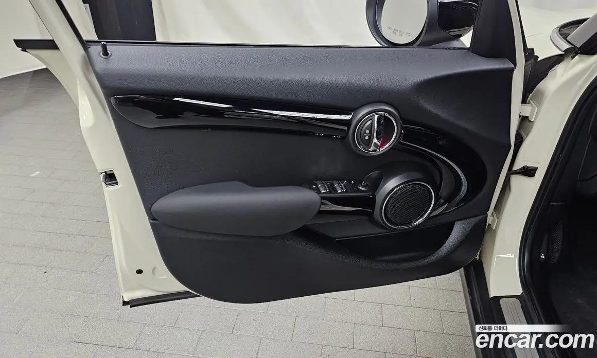 Mini Cooper 2020 1.5 автомат (гидро), фото 14