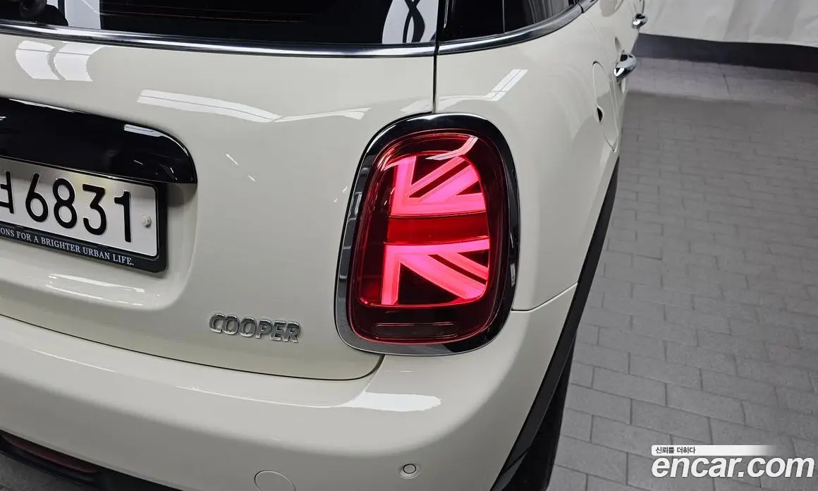 Mini Cooper 2020 1.5 автомат (гидро), фото 9
