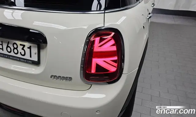 Mini Cooper 2020 1.5 автомат (гидро), миниатюра 9