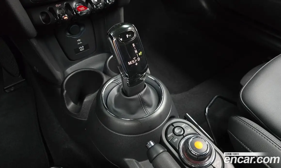 Mini Cooper 2021 1.5 автомат (гидро), фото 12
