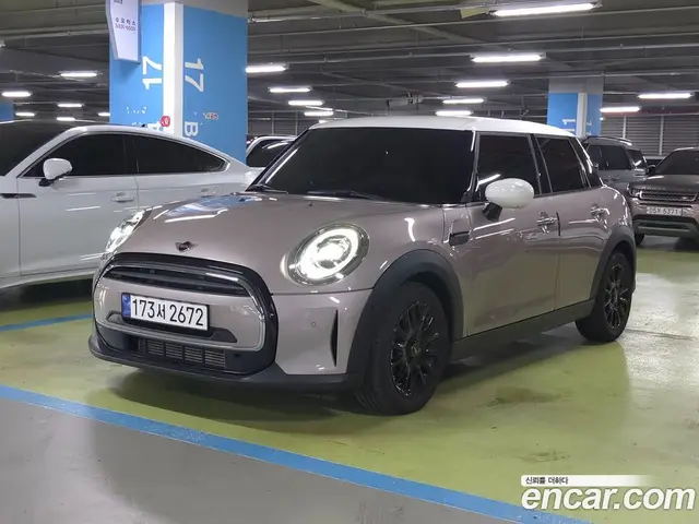 Mini Cooper, 2023, 20 230 км