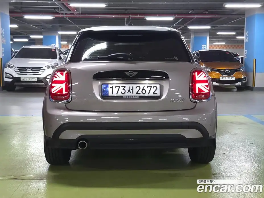 Mini Cooper 2023 1.5 автомат (гидро), фото 4 Mini Cooper 2023 1.5 автомат (гидро), фото 4