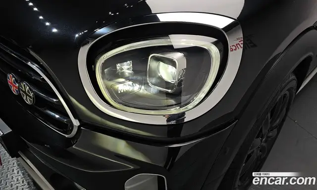 Mini Countryman 2024 1.5 автомат (гидро), миниатюра 7