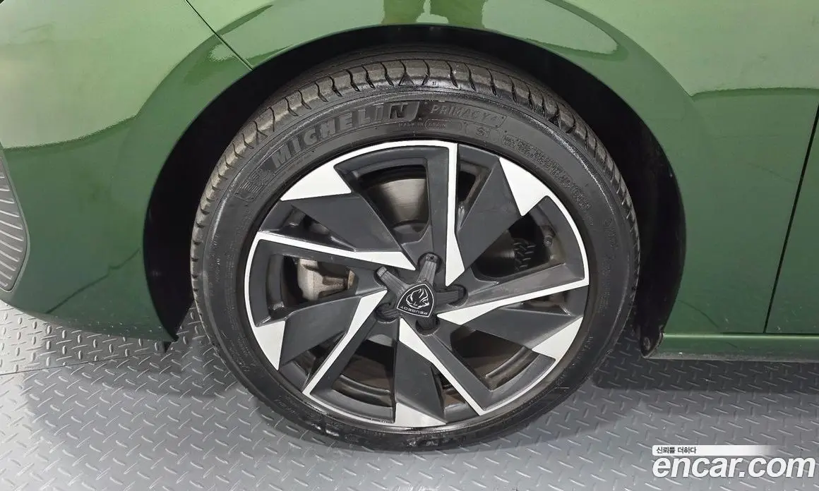 Peugeot 308 2023 1.5 автомат (гидро), фото 5 Peugeot 308 2023 1.5 автомат (гидро), фото 5