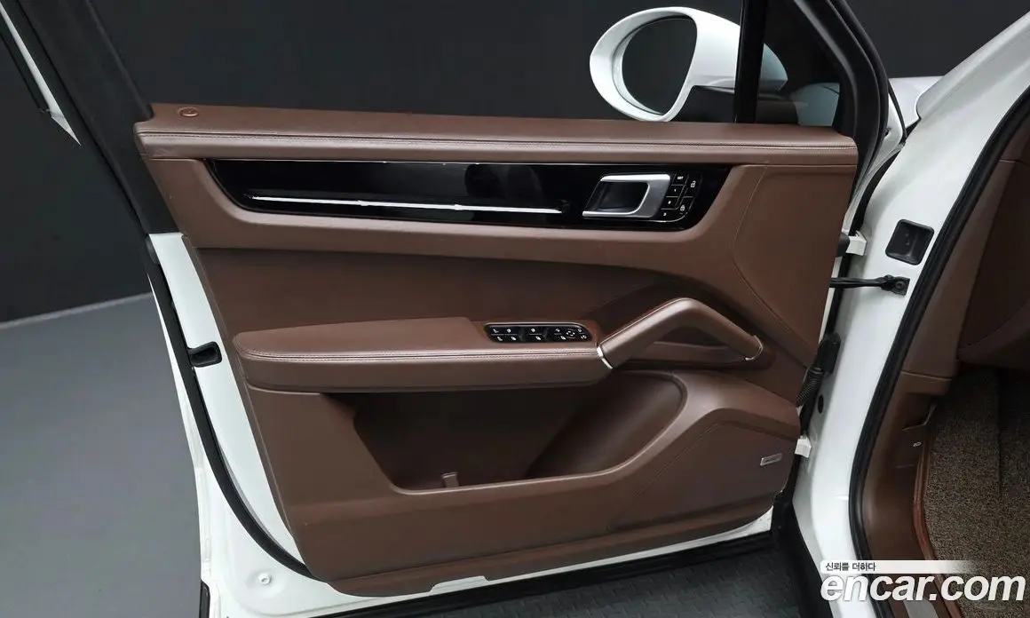 Porsche Cayenne 2019 3.0 автомат (гидро), фото 14