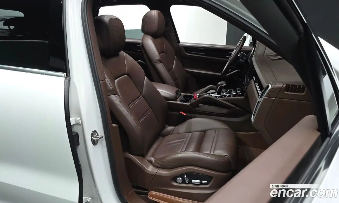 Porsche Cayenne 2019 3.0 автомат (гидро), фото 16