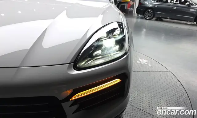 Porsche Cayenne 2019 3.0 автомат (гидро), миниатюра 8