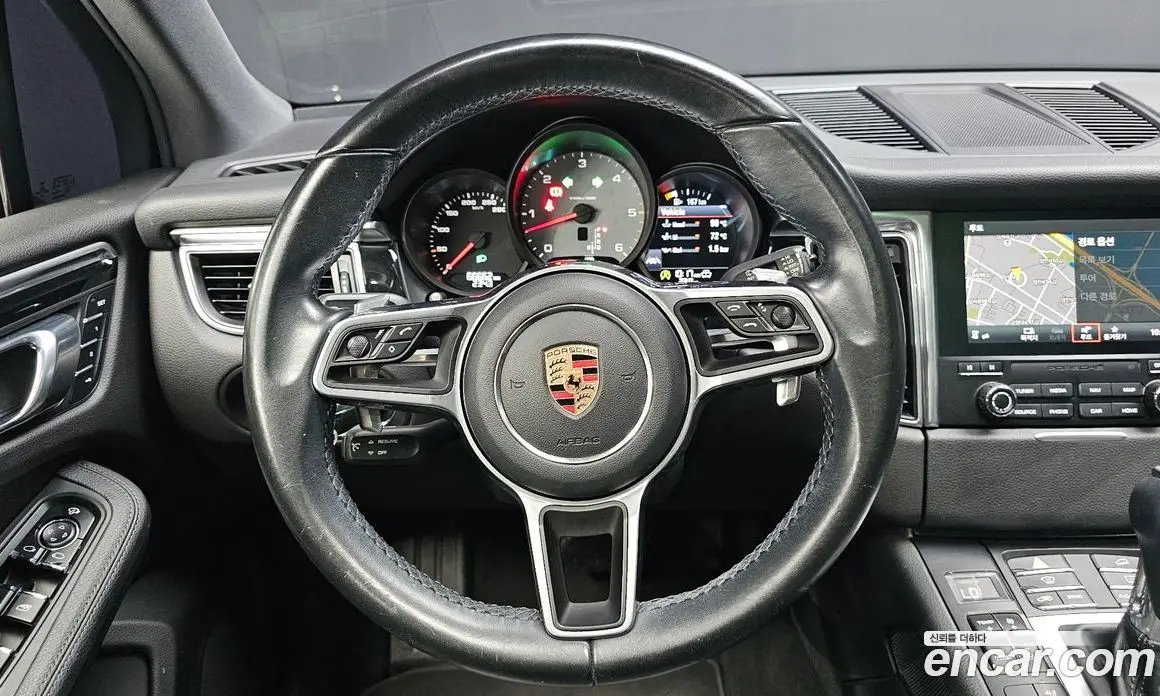 Porsche Macan 2017 3.0 автомат (гидро), фото 19 Porsche Macan 2017 3.0 автомат (гидро), фото 19