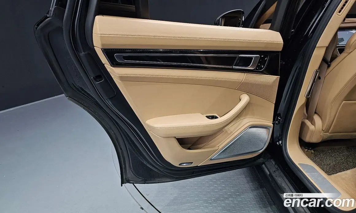 Porsche Panamera 2017 4.0 автомат (гидро), фото 15