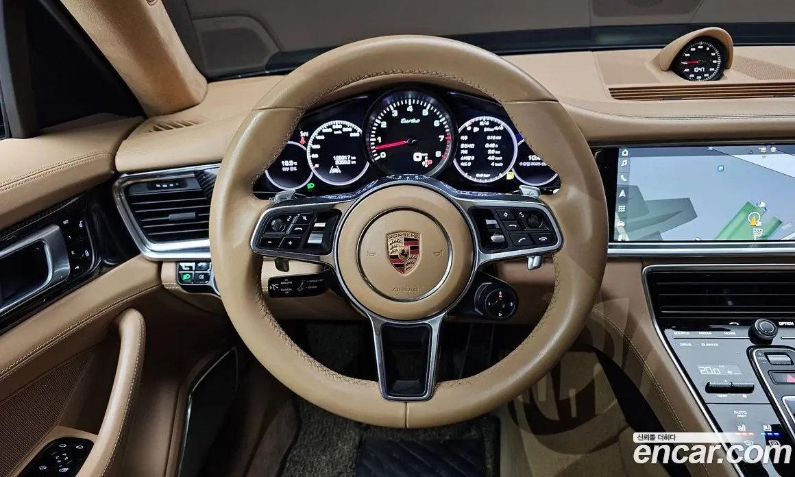 Porsche Panamera 2017 4.0 автомат (гидро), фото 19