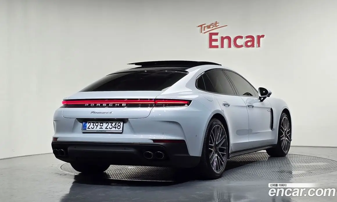 Porsche Panamera 2025 2.9 автомат (гидро), фото 1 Porsche Panamera 2025 2.9 автомат (гидро), фото 1