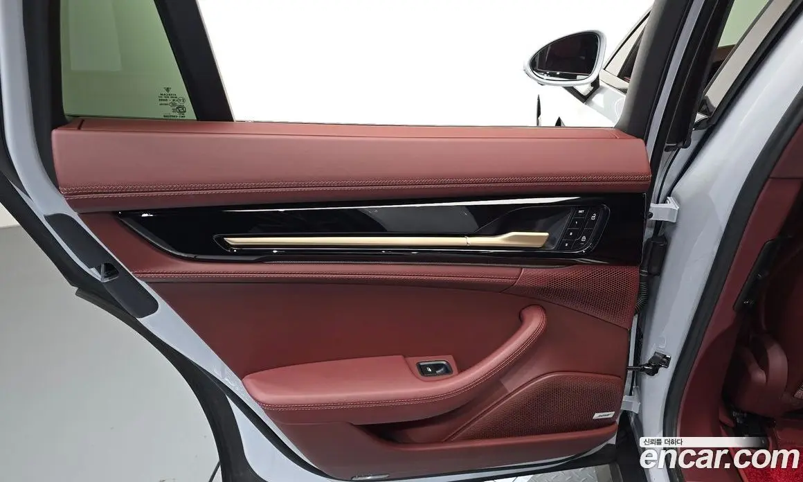 Porsche Panamera 2025 2.9 автомат (гидро), фото 14 Porsche Panamera 2025 2.9 автомат (гидро), фото 14