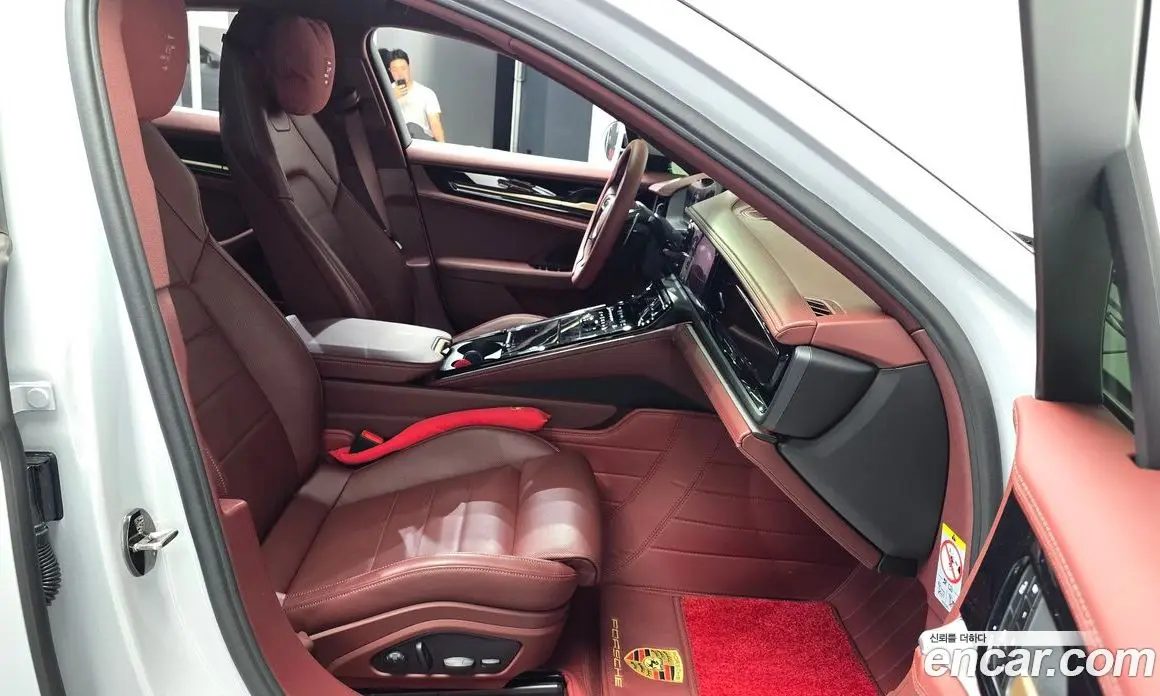 Porsche Panamera 2025 2.9 автомат (гидро), фото 15 Porsche Panamera 2025 2.9 автомат (гидро), фото 15