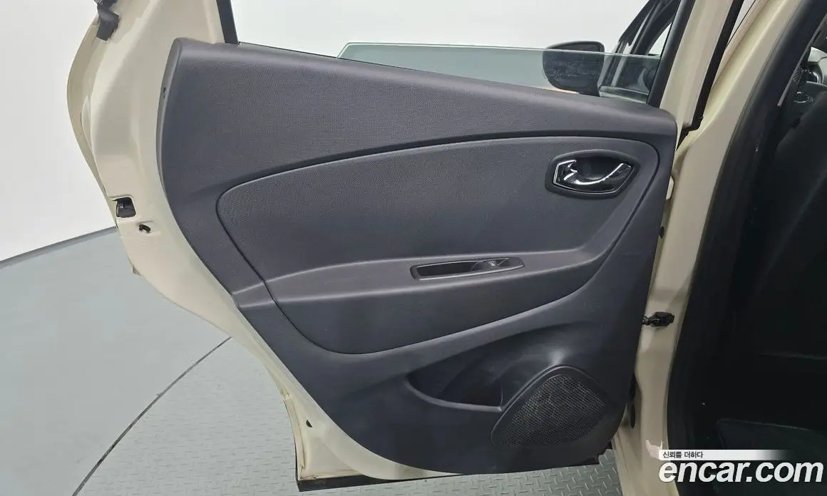 Renault (Samsung) QM3 2014 1.5 автомат (гидро), фото 15 Renault (Samsung) QM3 2014 1.5 автомат (гидро), фото 15