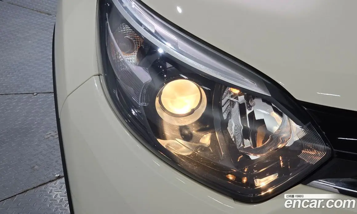 Renault (Samsung) QM3 2014 1.5 автомат (гидро), фото 8 Renault (Samsung) QM3 2014 1.5 автомат (гидро), фото 8