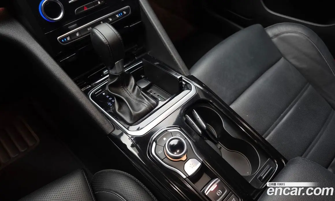 Renault (Samsung) SM6 2016 1.6 автомат (гидро), фото 12 Renault (Samsung) SM6 2016 1.6 автомат (гидро), фото 12