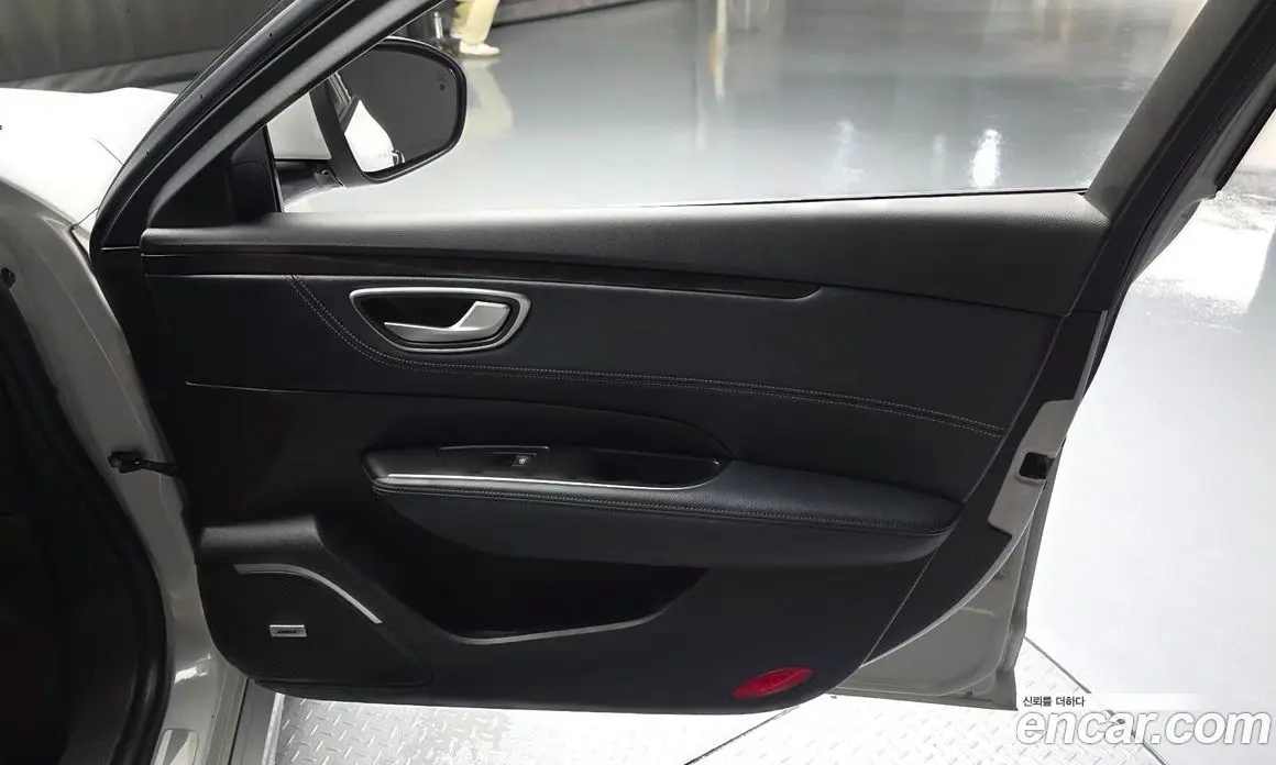 Renault (Samsung) SM6 2016 1.6 автомат (гидро), фото 14 Renault (Samsung) SM6 2016 1.6 автомат (гидро), фото 14