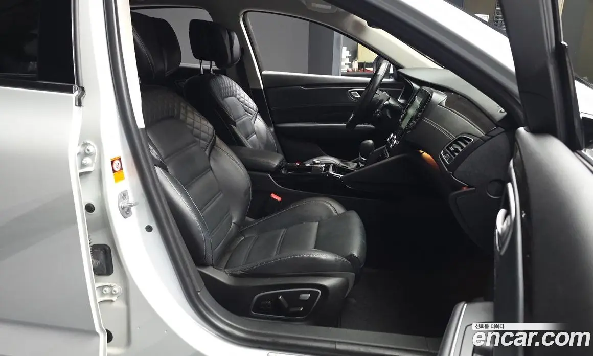Renault (Samsung) SM6 2016 1.6 автомат (гидро), фото 17 Renault (Samsung) SM6 2016 1.6 автомат (гидро), фото 17