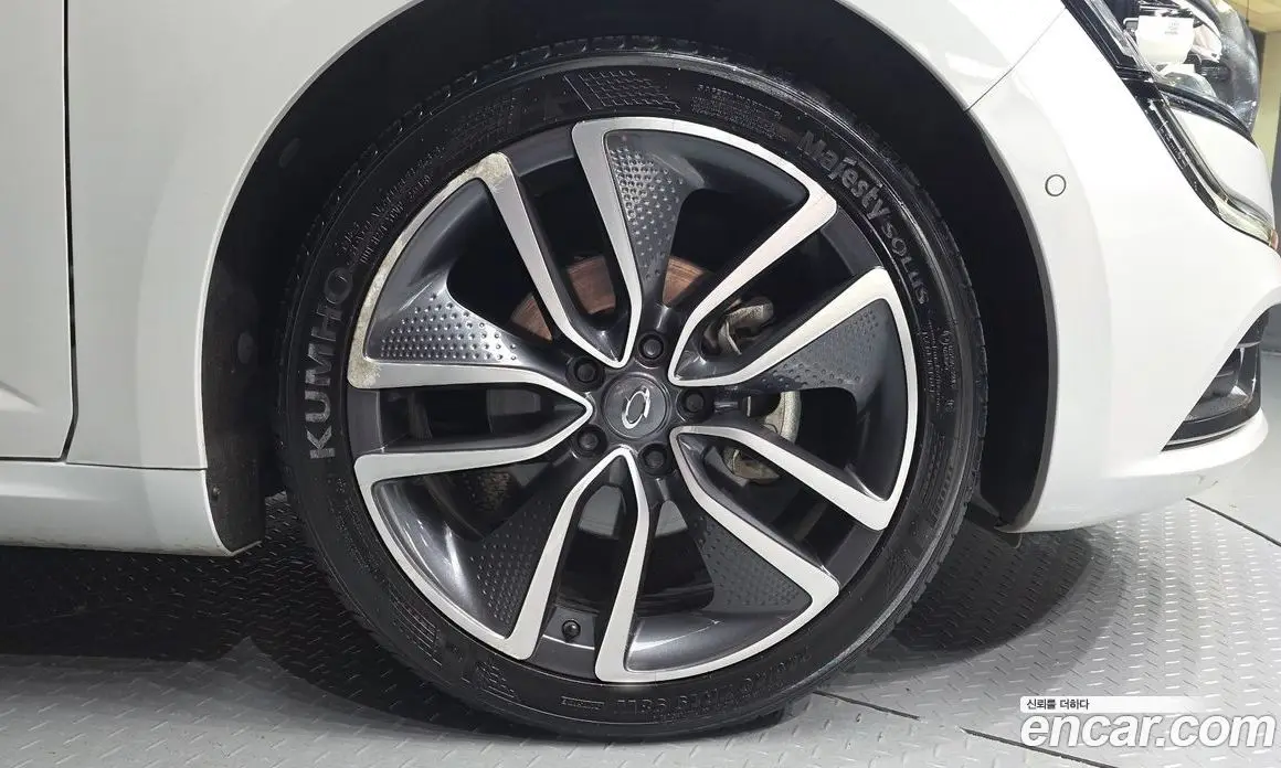 Renault (Samsung) SM6 2016 1.6 автомат (гидро), фото 5 Renault (Samsung) SM6 2016 1.6 автомат (гидро), фото 5