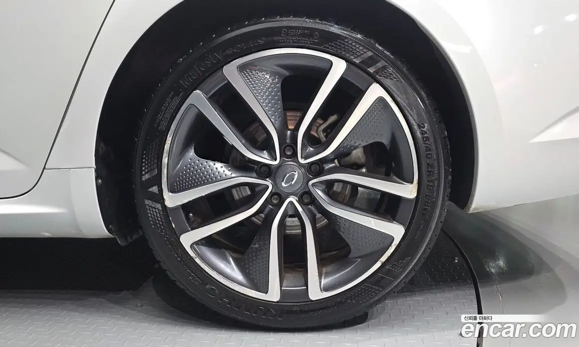Renault (Samsung) SM6 2016 1.6 автомат (гидро), фото 7 Renault (Samsung) SM6 2016 1.6 автомат (гидро), фото 7