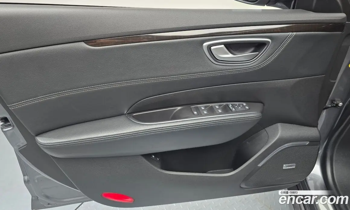 Renault (Samsung) SM6 2018 2.0 автомат (гидро), фото 13 Renault (Samsung) SM6 2018 2.0 автомат (гидро), фото 13