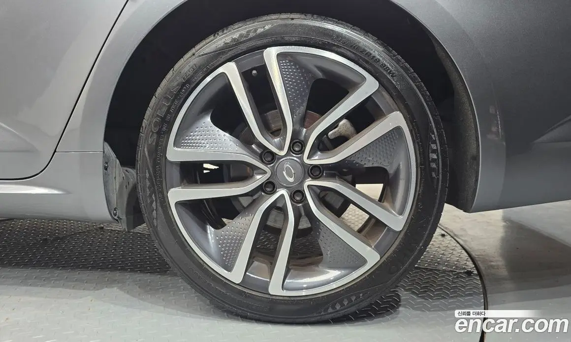 Renault (Samsung) SM6 2018 2.0 автомат (гидро), фото 6 Renault (Samsung) SM6 2018 2.0 автомат (гидро), фото 6